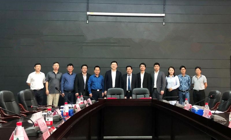 旭彩网与广东工业大学签订战略合作协议